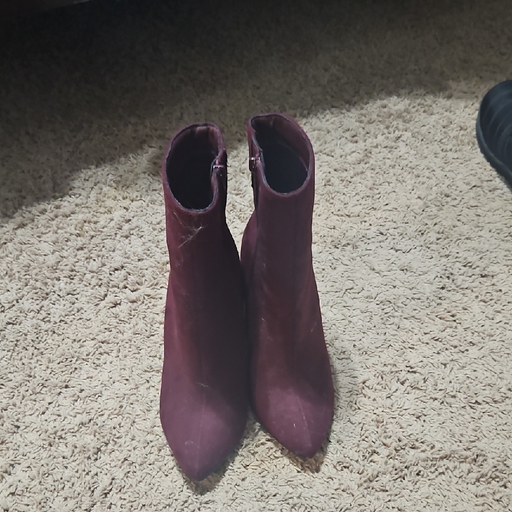 Steve Madden Burgundy Heeled Boots